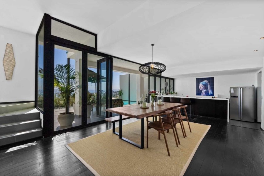To Let 3 Bedroom Property for Rent in Bantry Bay Western Cape